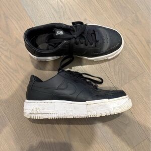 Nike Air Force 1 sneakers